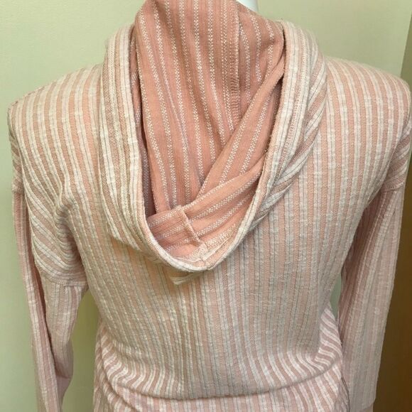 🔮 REBELLIOUS ONE | Pink Embroidered Cactus Hoodie Size Small - Picture 4 of 6